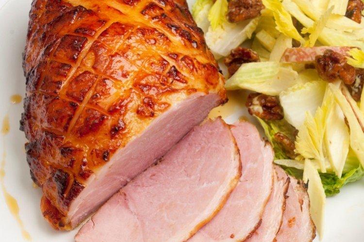 Свиной окорок в соевом маринаде