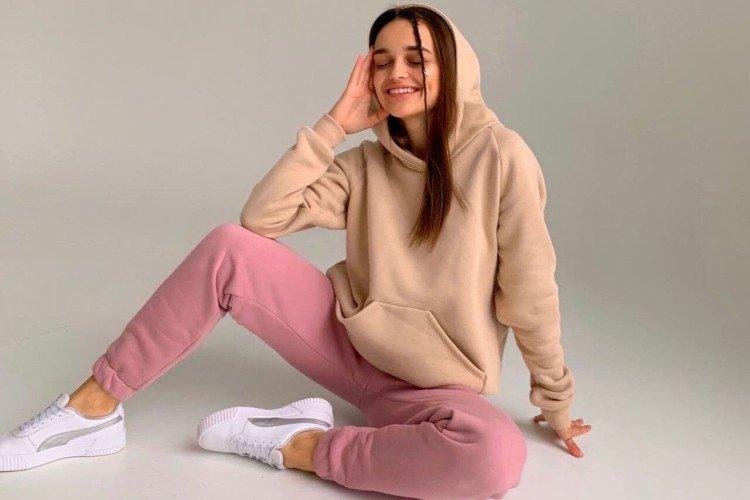 Женские спортивные костюмы 2021: модные тренды и новинки (50 фото)