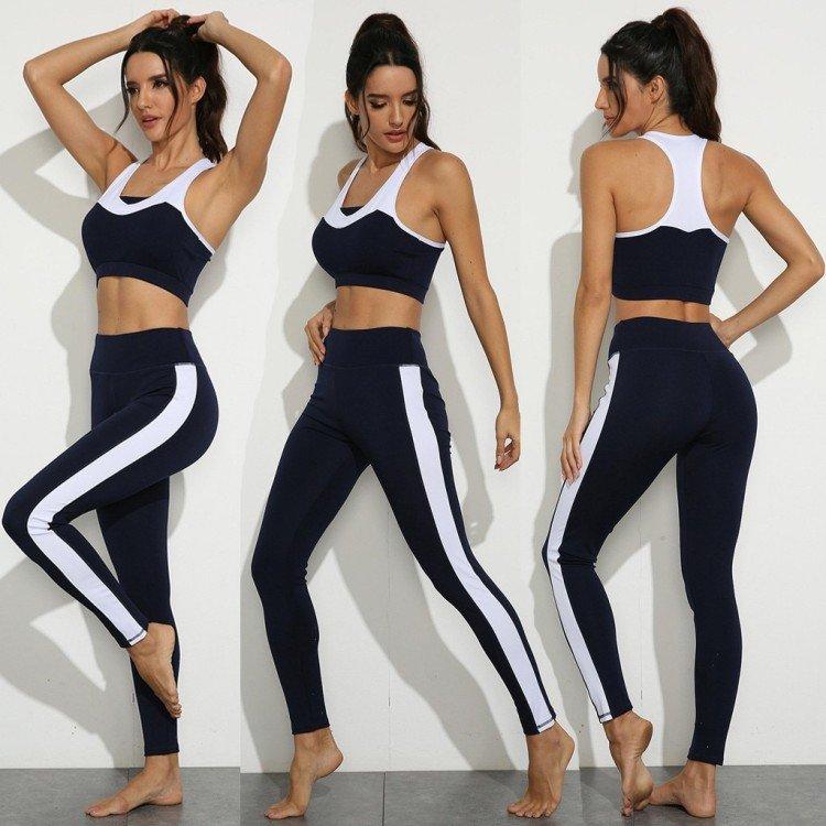 Модные женские спортивные костюмы 2021 - фото