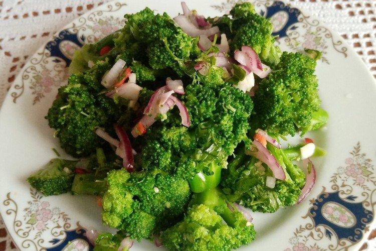 Маринованная брокколи