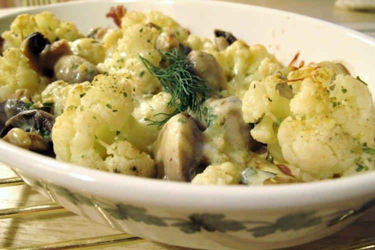 Цветная капуста с грибами