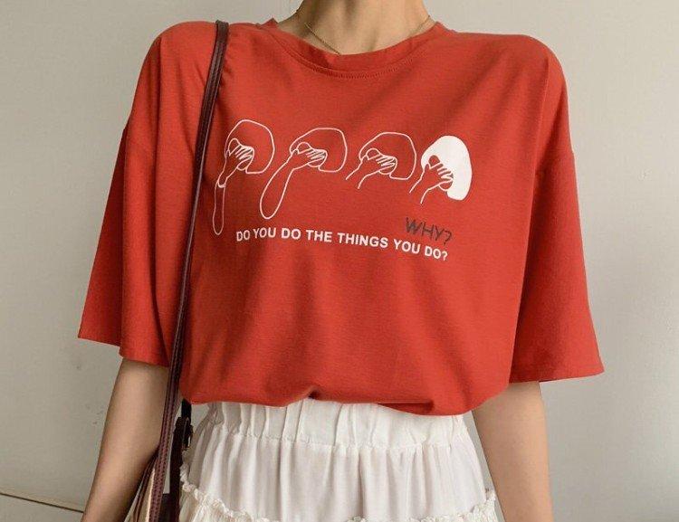 Модные женские футболки 2021 - фото