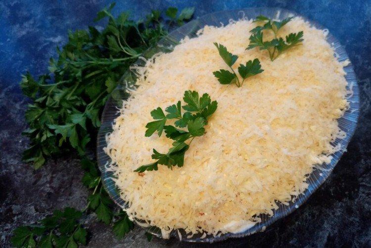 Салат с мясом и картошкой