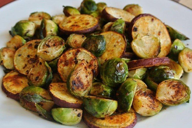 Картошка с брюссельской капустой