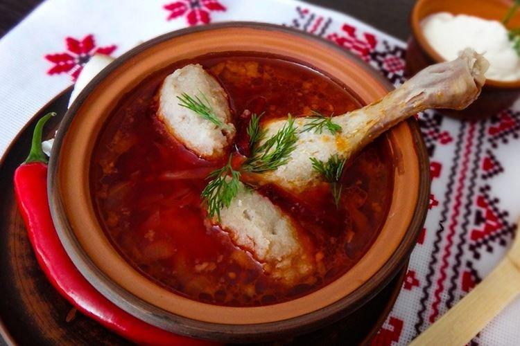 Украинский борщ с галушками