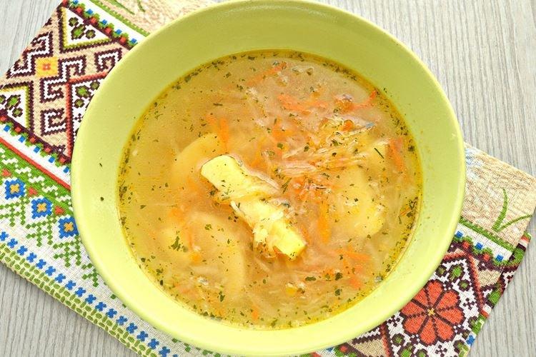 Щи из квашеной капусты со свининой