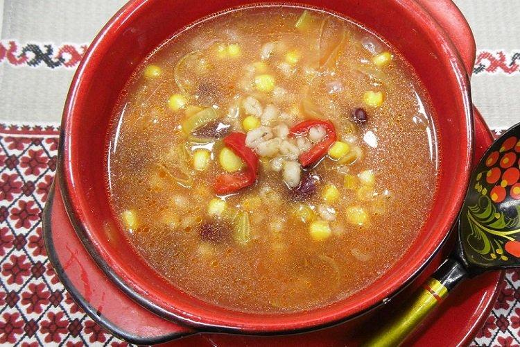 Фасолевый суп с перловкой
