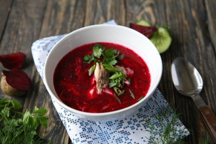 Свекольник с курицей