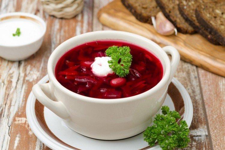 Свекольник с фасолью