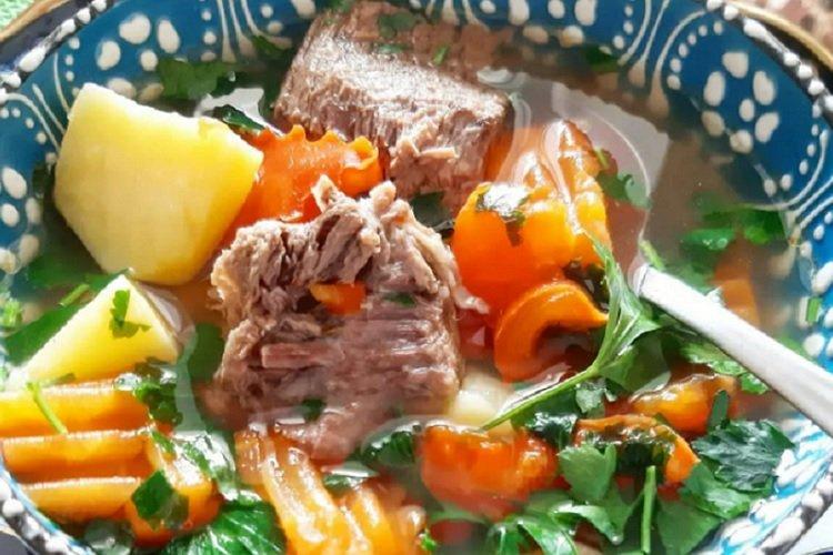 Турецкая шурпа с овощами и бараниной