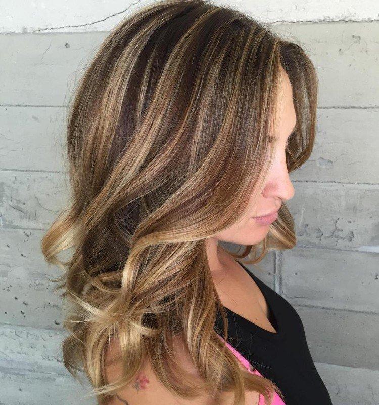 Мелирование на темные волосы - фото