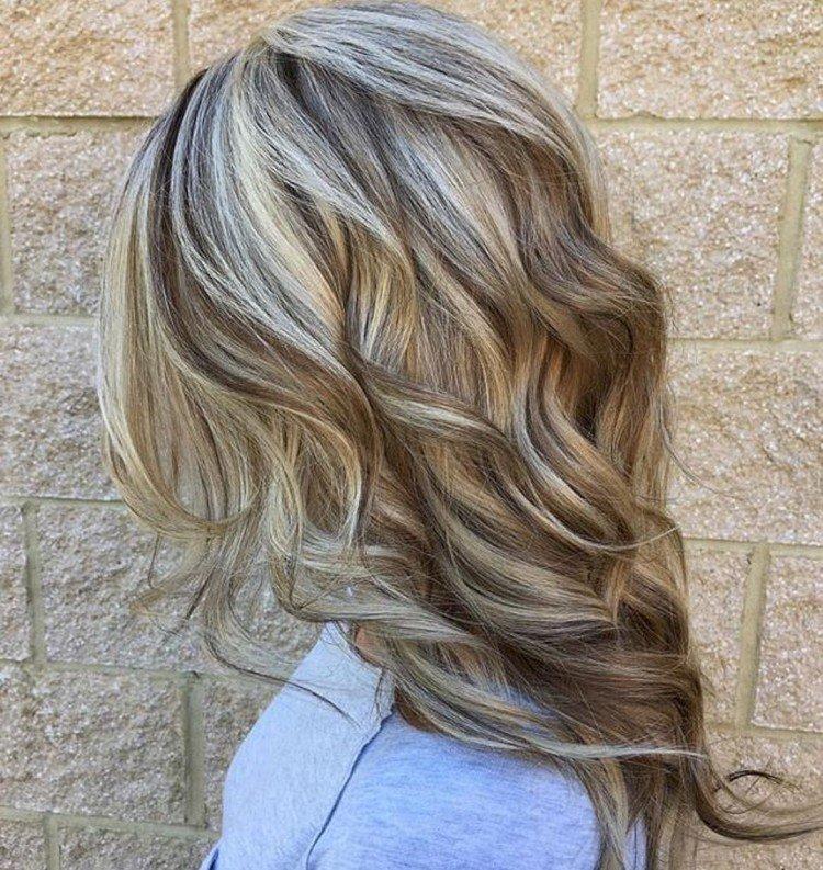 Мелирование на русые волосы 2021 - фото