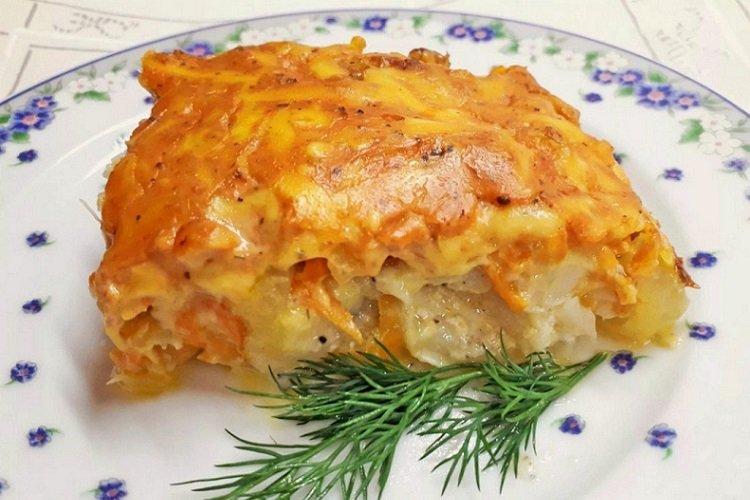 Филе минтая под горчично-майонезным соусом