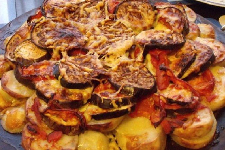 Баклажаны с картошкой в духовке