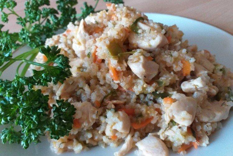 Ячневая каша с курицей