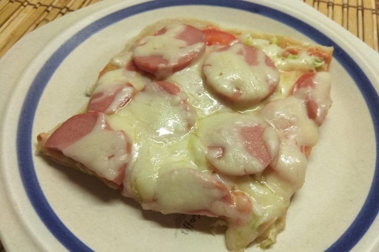 Начинка с сардельками, сыром и пекинской капустой