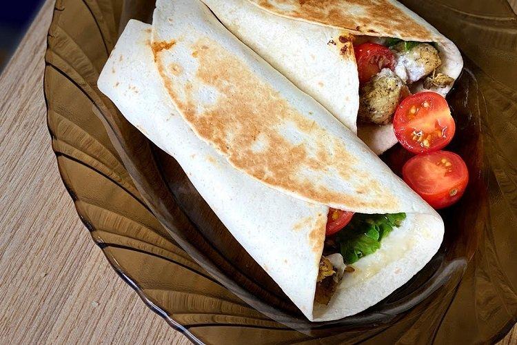 Буррито с индейкой и овощами