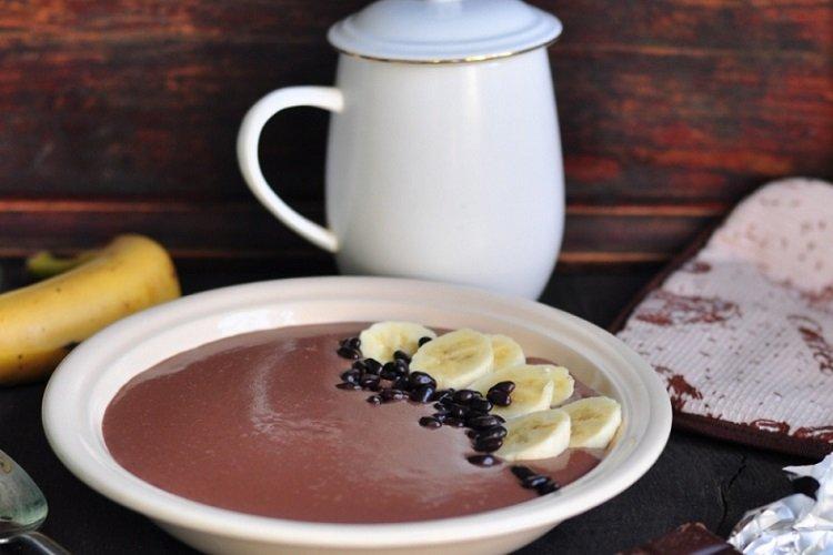 Манная каша с шоколадом на молоке