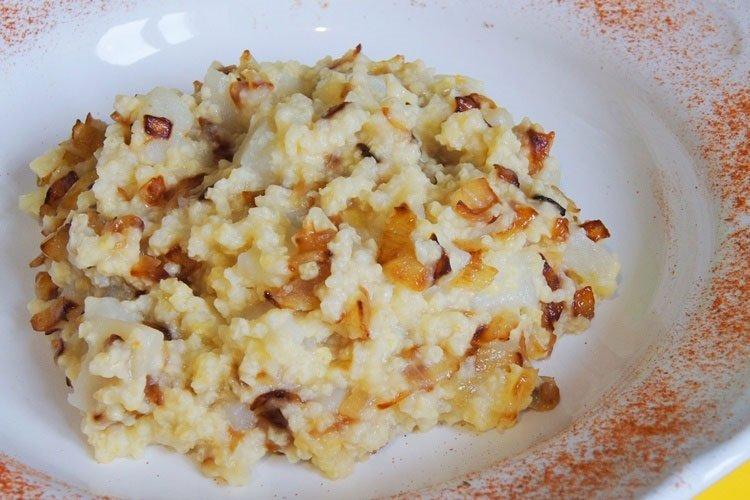 Пшенная каша со шкварками