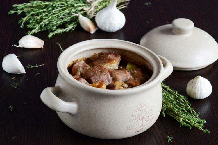 Тушеная говядина в духовке