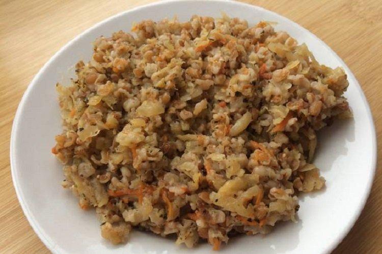 Пшеничная каша с капустой