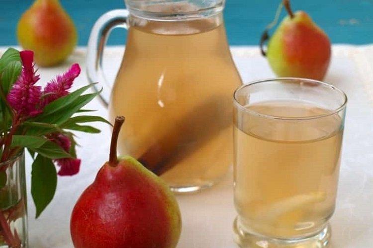 Компот из ревеня и груши