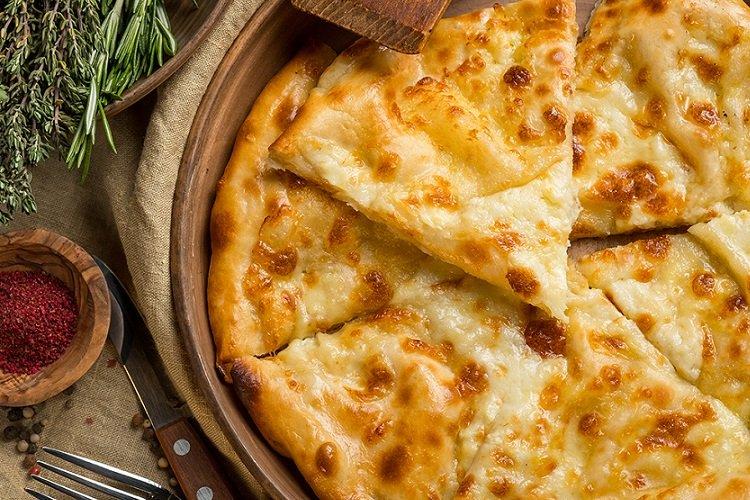 Лепешки с сыром сулугуни