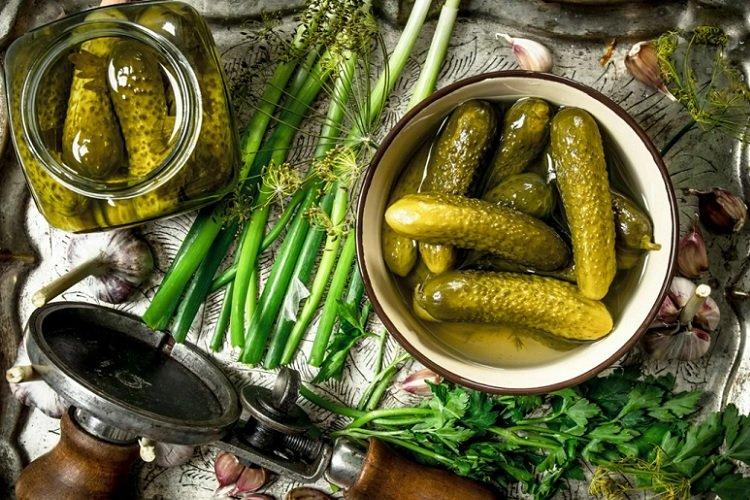 Кисло-сладкие огурцы на зиму