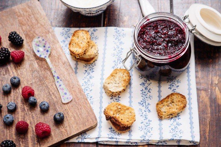 Варенье из малины и черники