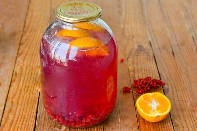 Компот из красной смородины с апельсином