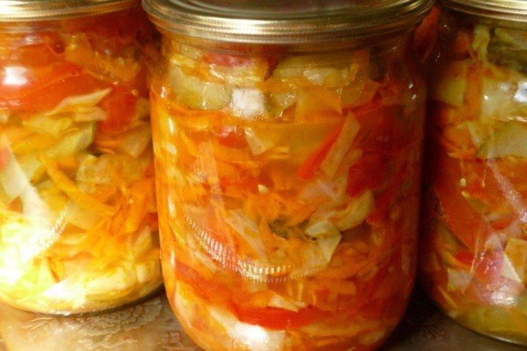 Салат с капустой и цукини на зиму