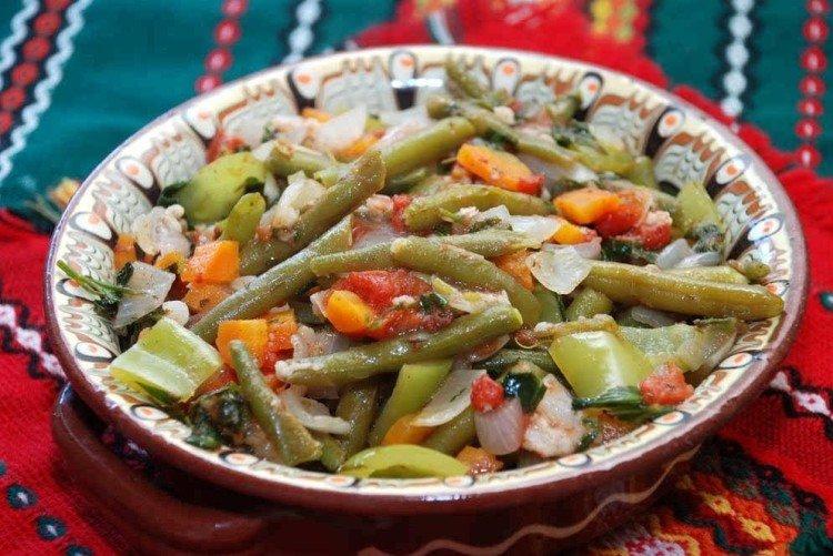 Соте из овощей со стручковой фасолью