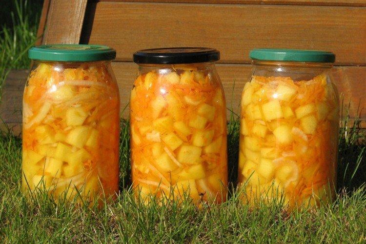 Патиссоны с морковью и базиликом