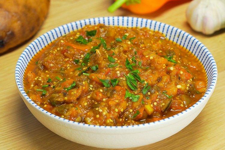 Баклажанная икра с оливками