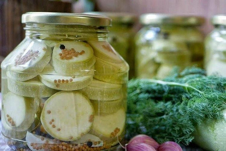 Маринованные кабачки с горчицей и чесноком