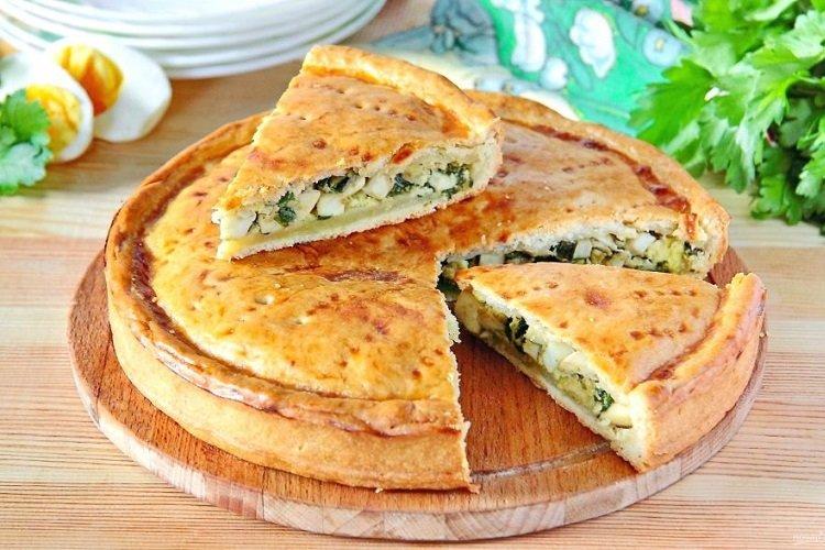 Простой заливной пирог на кефире и майонезе