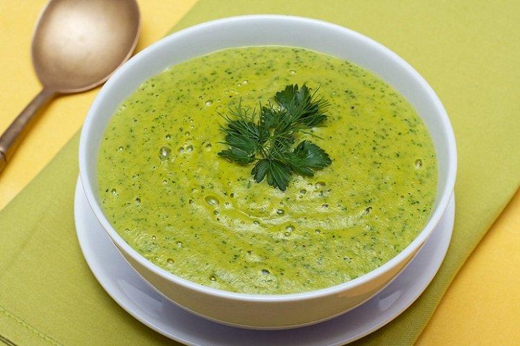 Гаспачо из зеленых томатов