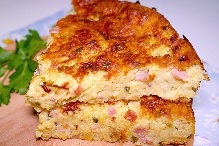 Пирог на кефире с сосисками и сыром