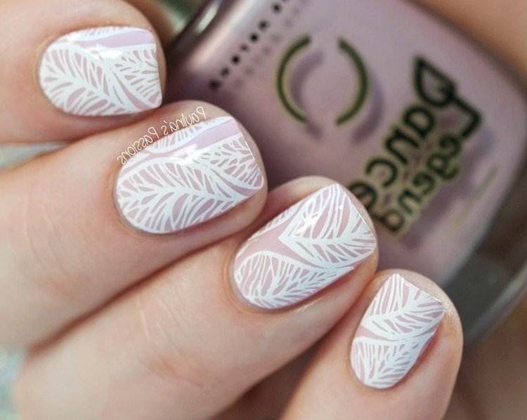 Стемпинг и наклейки