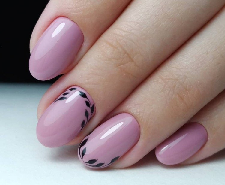Маникюр на овальные ногти