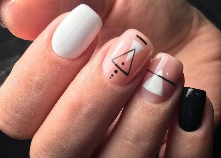 Геометрический маникюр