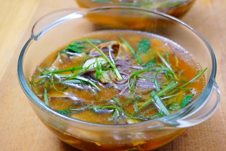 Мисо суп с репой и грибами