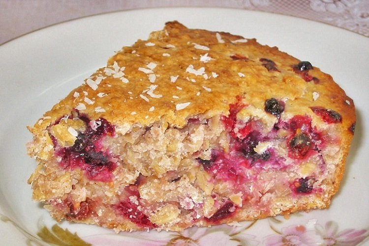 Пирог на кефире с овсяными хлопьями