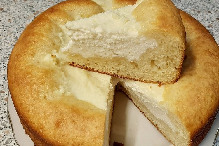 Ватрушка с творогом на сметане