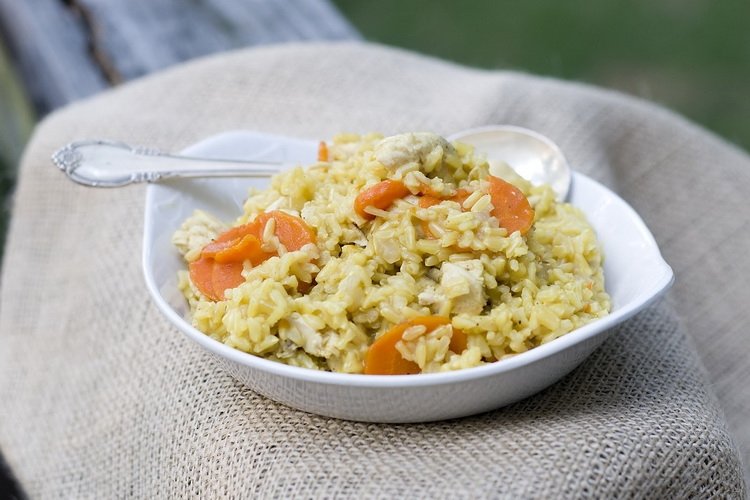 Рисовая каша с курицей в мультиварке