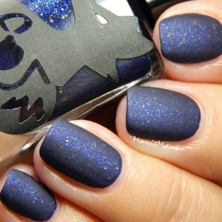 Блестки под матовым топом