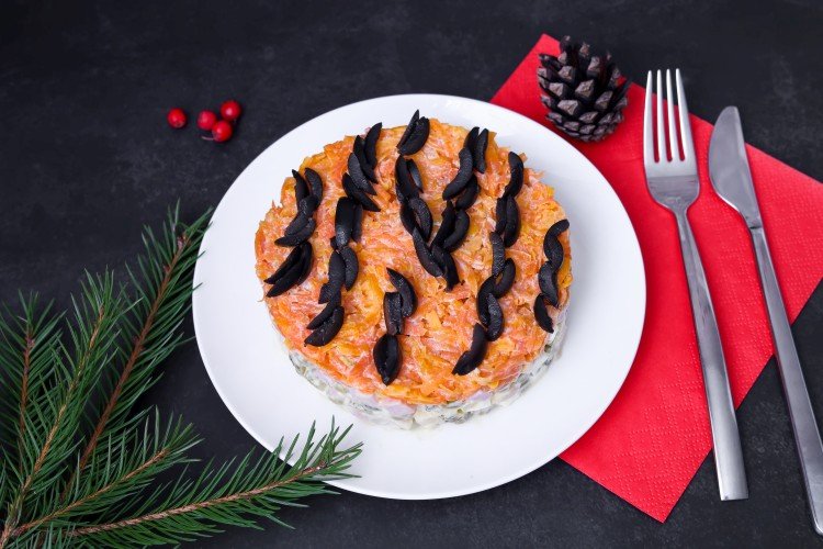 Слоеный салат «Тигр на Новый год»