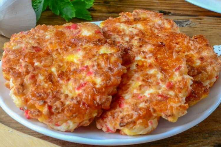 Картофельные котлеты с крабовыми палочками