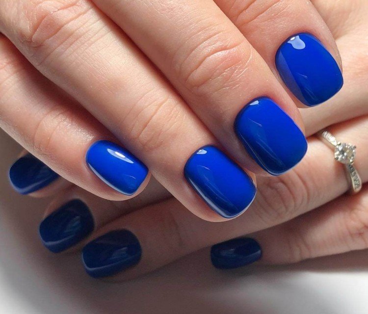 Синий и голубой маникюр