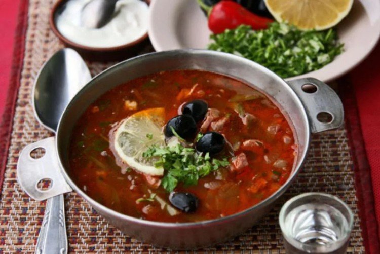 Мясная солянка по-домашнему